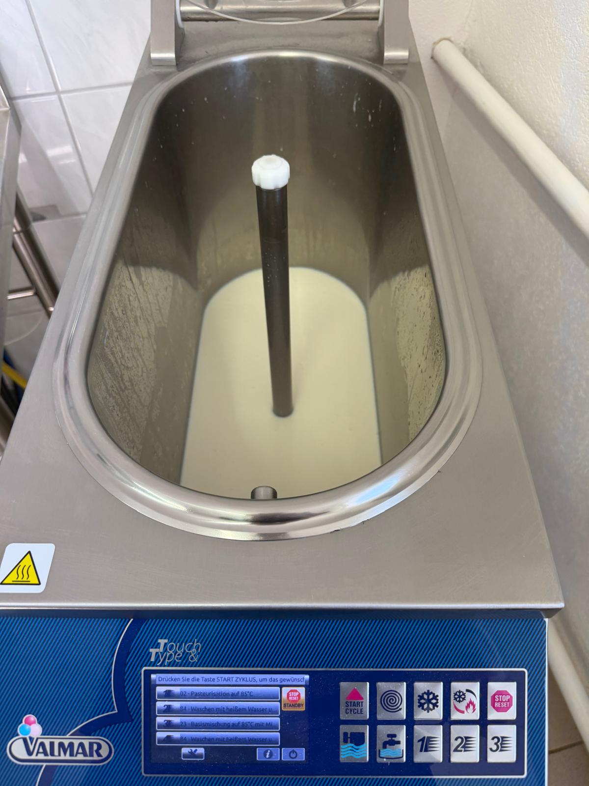 Valmar-Eismaschine während der Produktion